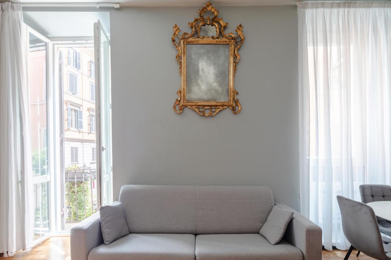 Fontanella Borghese Elegant & Beautiful Apartment โรม ภายนอก รูปภาพ