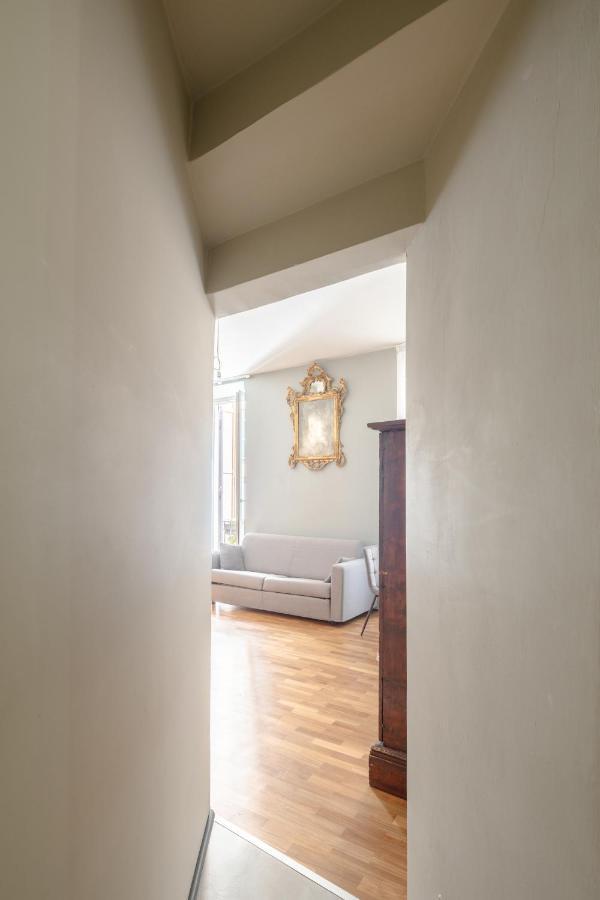 Fontanella Borghese Elegant & Beautiful Apartment โรม ภายนอก รูปภาพ